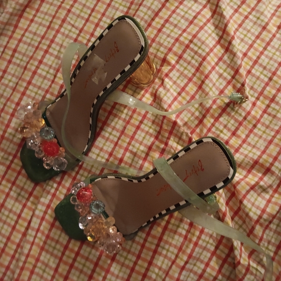 Betsey Johnson heels - Picture 1 of 7